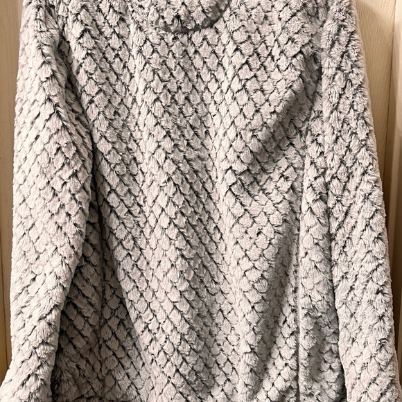 Nordic Fleece White and Grey Medium - Picture 5 of 7